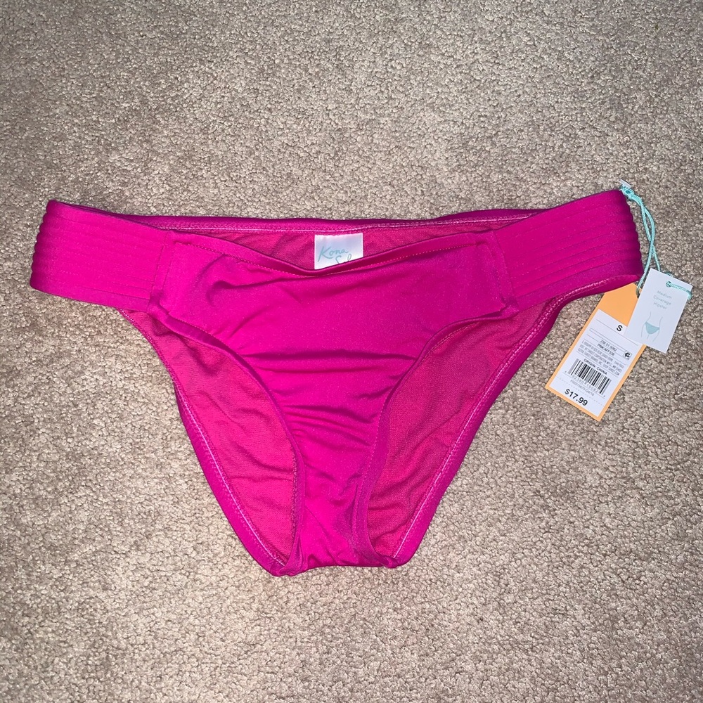 Medium coverage hipster bathing suit bottom